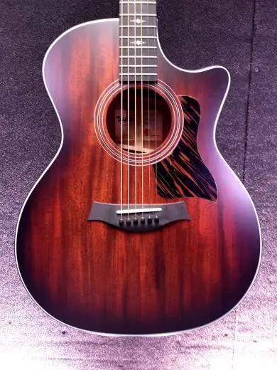 Taylor Guitars - 324CE 2